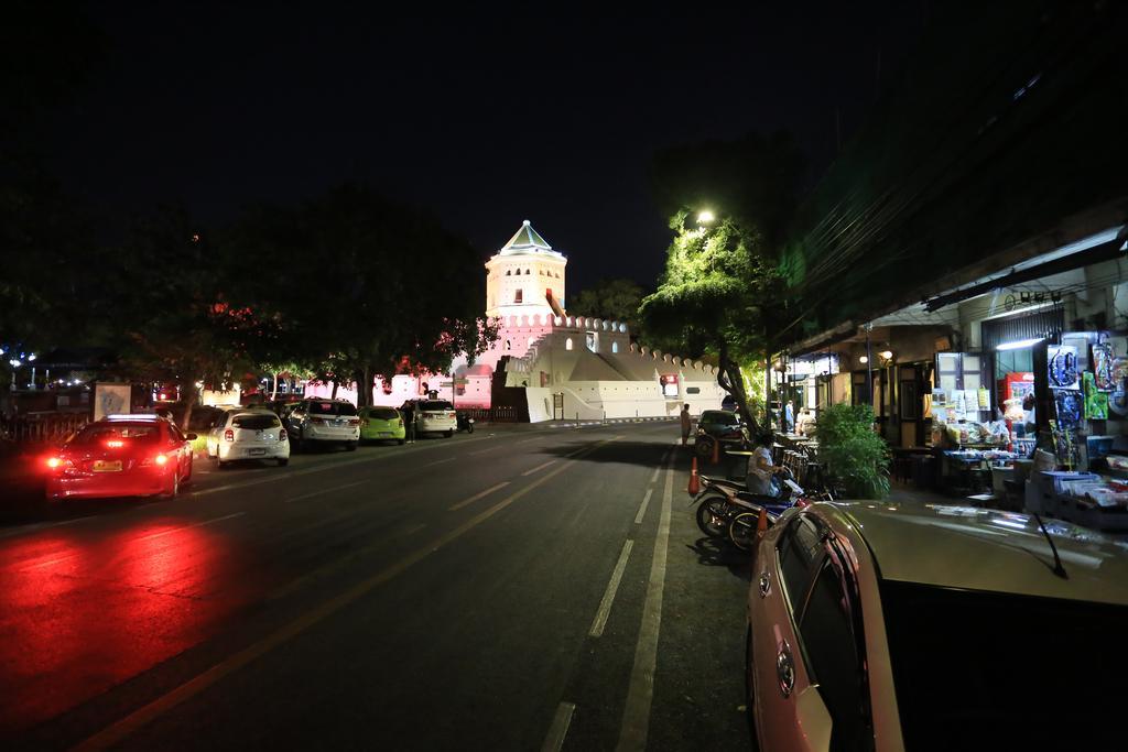 Thara House Ξενοδοχείο Μπανγκόκ Εξωτερικό φωτογραφία